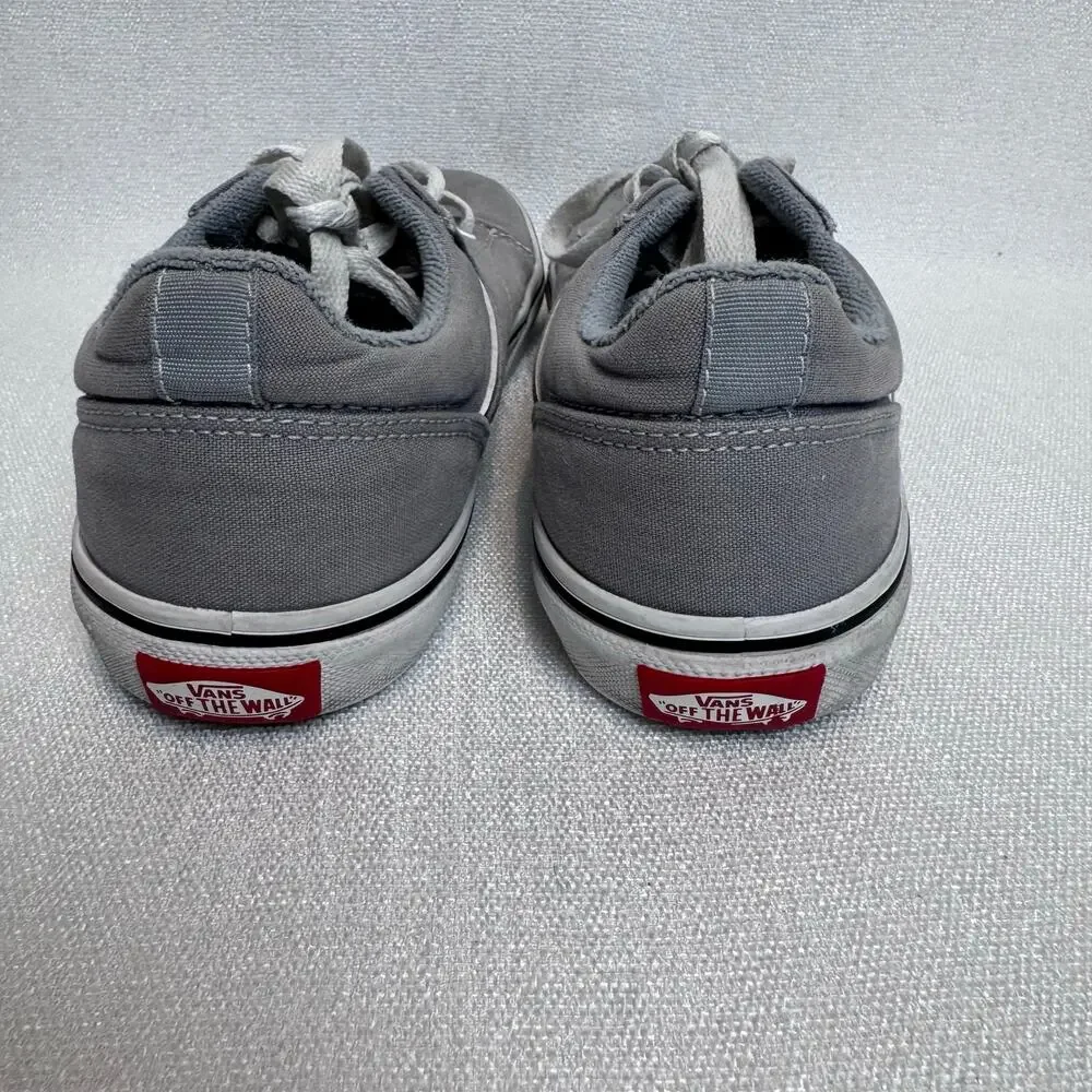 Vans Seldan Youth Size 4 Gray Classic look Canvas Low Top Trainer Sneakers